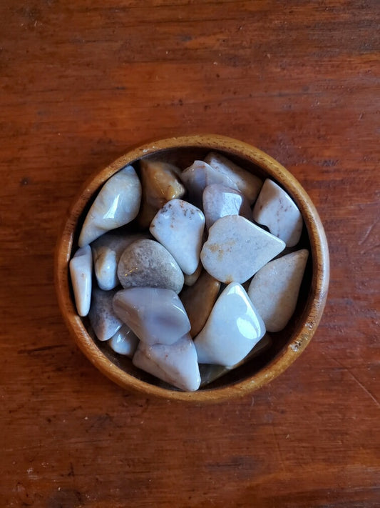 Chalcedony - tumbled