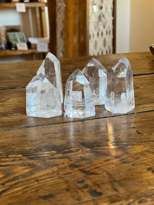 Standing Quartz Point