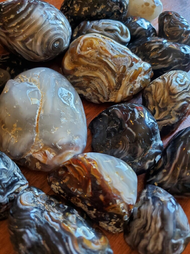 Enhydro Agate
