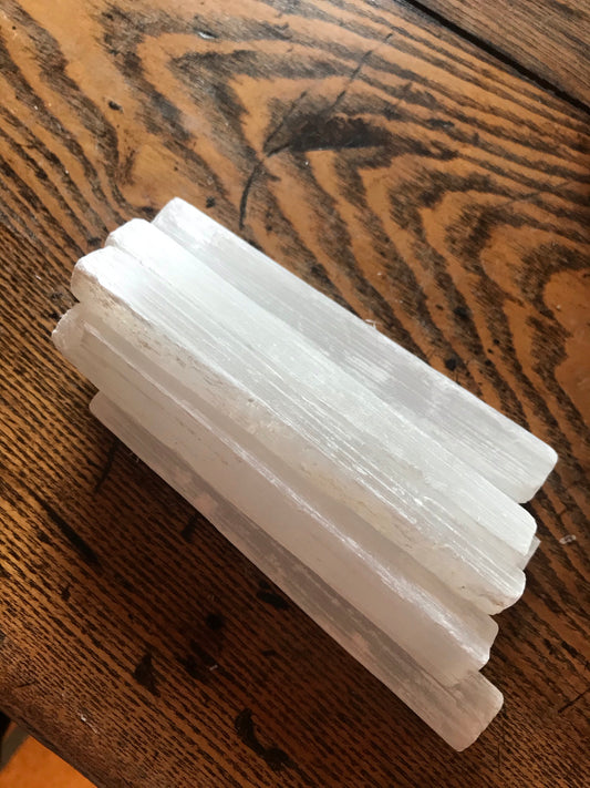 Selenite Logs
