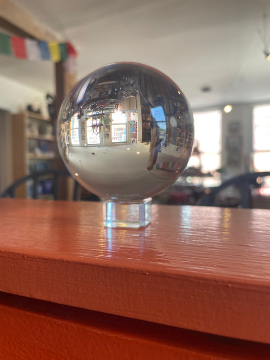 Clear Gazing Ball with Stand